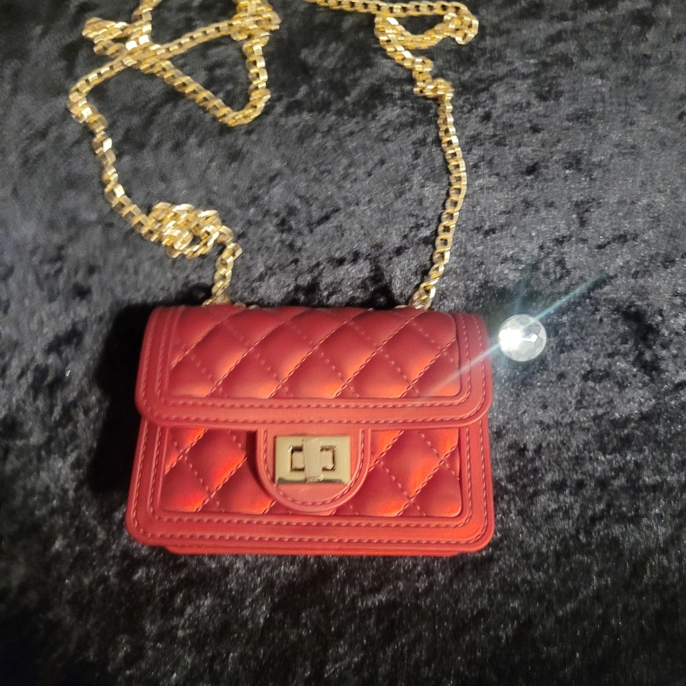 Small purse red
